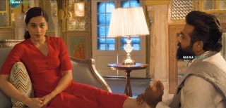 Taapsee Pannu feet photo thumbnail