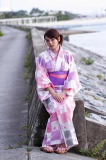Ai Shinozaki feet photo thumbnail