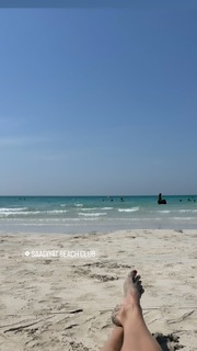 Federica Fontana feet photo thumbnail