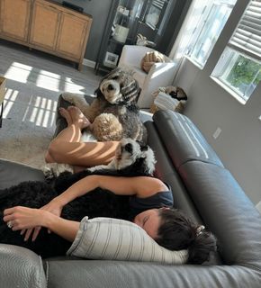 Chelsea Green feet photo thumbnail