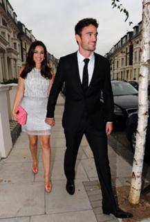 Kelly Brook feet photo thumbnail
