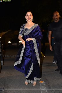 Tamannaah Bhatia feet photo thumbnail