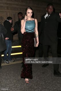 Cara Delevingne feet photo thumbnail