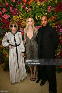 Cara Delevingne feet photo thumbnail