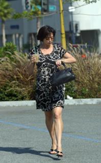 Catherine Bell feet photo thumbnail