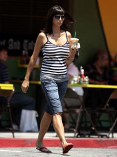 Catherine Bell feet photo thumbnail
