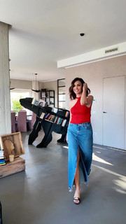 Caterina Balivo feet photo thumbnail