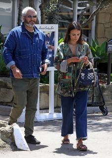 Jordana Brewster feet photo thumbnail