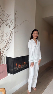Jamie Chung feet photo thumbnail
