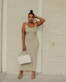 Angela Simmons feet photo thumbnail
