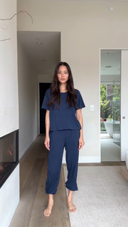 Jamie Chung feet photo thumbnail