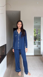 Jamie Chung feet photo thumbnail
