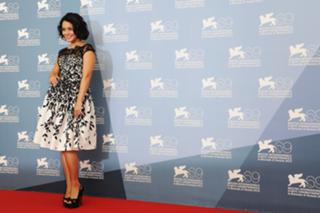 Vanessa Hudgens feet photo thumbnail