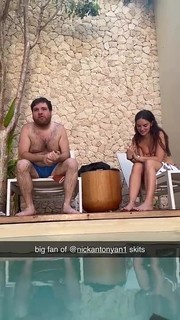 Natalie Noel Mariduena feet photo thumbnail