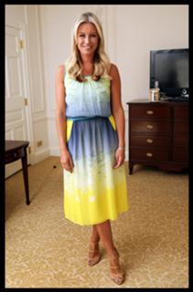 Denise Van Outen feet photo thumbnail