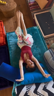 Victoria Justice feet photo thumbnail