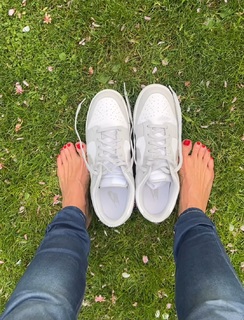 Sonya Kraus feet photo thumbnail