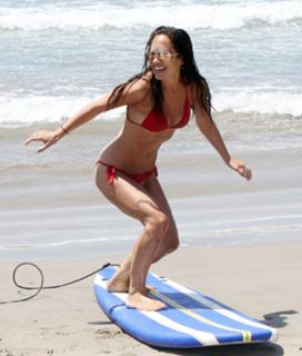 Myleene Klass feet photo thumbnail