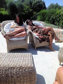 Caterina Balivo feet photo thumbnail