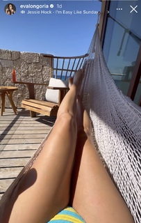 Eva Longoria feet photo thumbnail