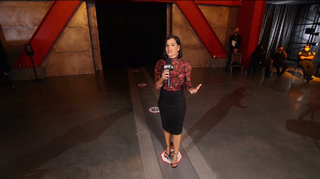 Megan Olivi feet photo thumbnail