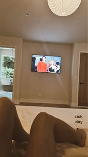 Maren Morris feet photo thumbnail