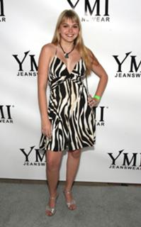 Aimee Teegarden feet photo thumbnail