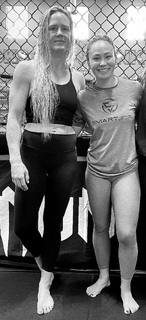 Holly Holm feet photo thumbnail