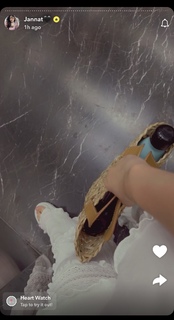 Jannat Zubair Rahmani feet photo thumbnail
