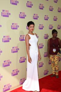 Rihanna feet photo thumbnail