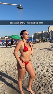 Natalie Noel Mariduena feet photo thumbnail