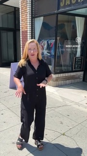 Angela Kinsey feet photo thumbnail