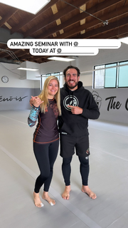 Justine Ezarik feet photo thumbnail
