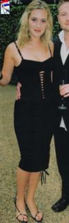 Kate Winslet feet photo thumbnail