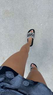 Chantel Jeffries feet photo thumbnail