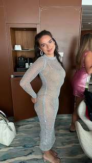 Natalie Noel Mariduena feet photo thumbnail