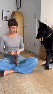 Taylor Hill feet photo thumbnail