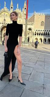 Chiara Ferragni feet photo thumbnail