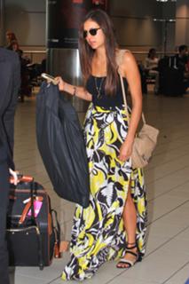 Nina Dobrev feet photo thumbnail