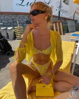 Elsa Hosk feet photo thumbnail