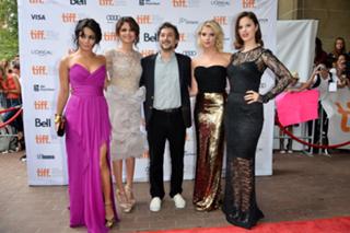 Vanessa Hudgens feet photo thumbnail