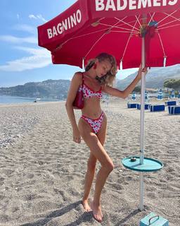 Elsa Hosk feet photo thumbnail