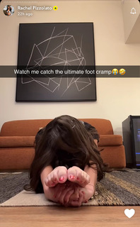Rachel Pizzolato feet photo thumbnail