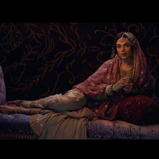 Aditi Rao Hydari feet photo thumbnail