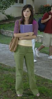 Rachel Bilson feet photo thumbnail