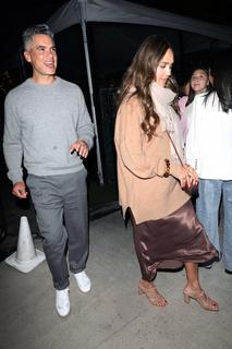 Jessica Alba feet photo thumbnail
