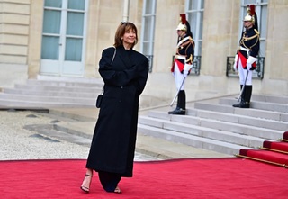 Sophie Marceau feet photo thumbnail