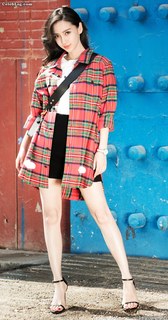 Angelababy feet photo thumbnail