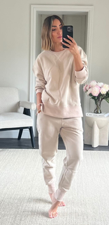 Frankie Bridge feet photo 4