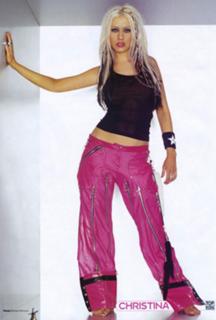 Christina Aguilera feet photo thumbnail